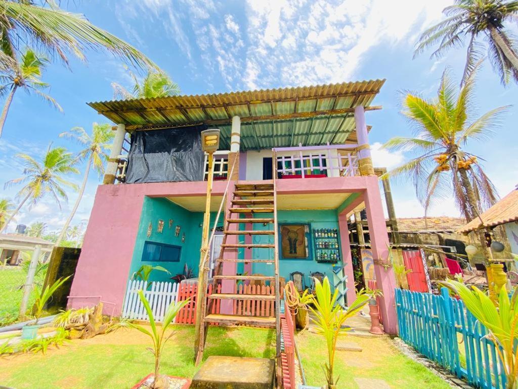 Ramya Ru Beach Home Гале Екстериор снимка
